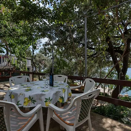 Ruza * Zastražišće